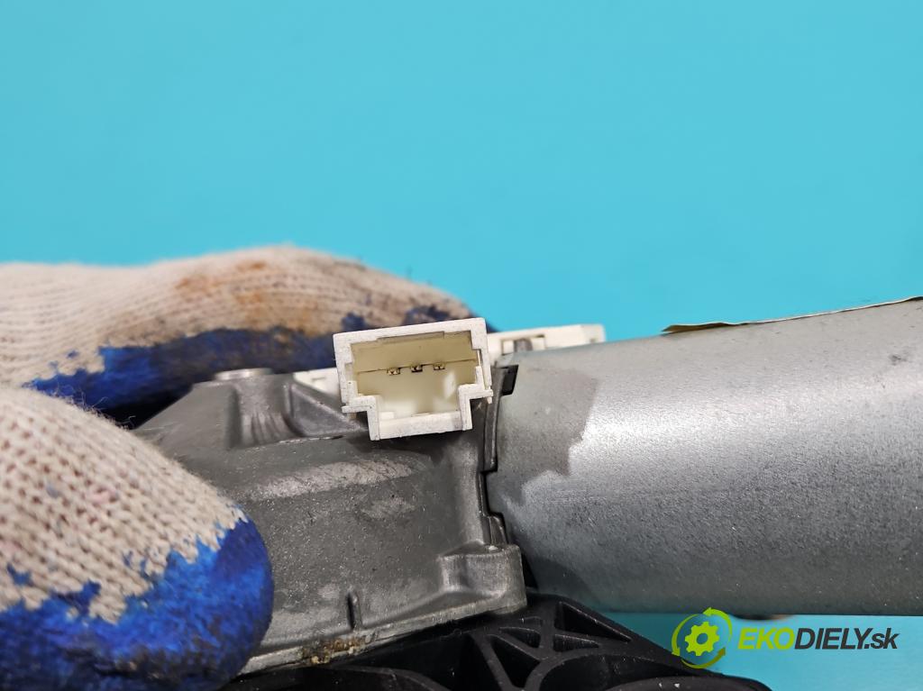 Renault Clio III 2005-2012 1,2.0 16v 101 hp manual 74 kW 1149 cm3 5- motor stěrače zadní 53026312