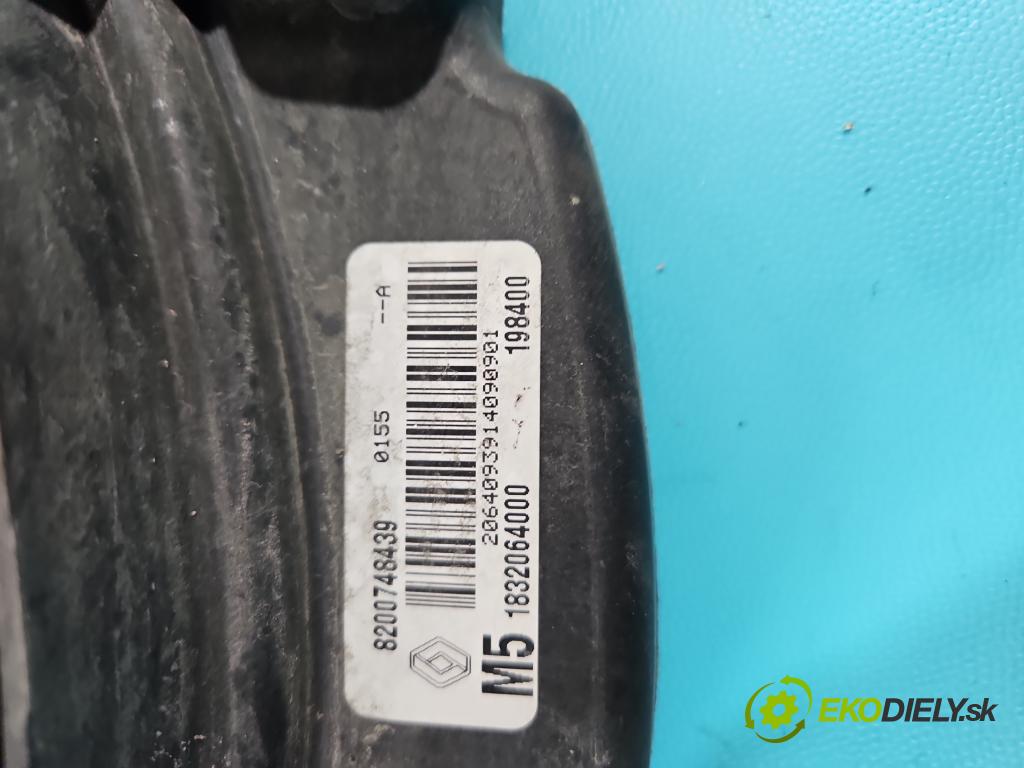 Renault Clio III 2005-2012 1,2.0 16v 101 HP manual 74 kW 1149 cm3 5- Ventilátor chladiča 8200748439