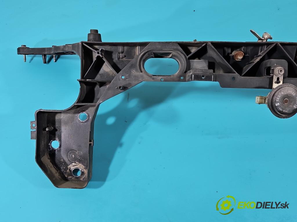 Renault Clio III 2005-2012 1,2.0 16v 101 hp manual 74 kW 1149 cm3 5- stěna přední  (Výztuhy přední)