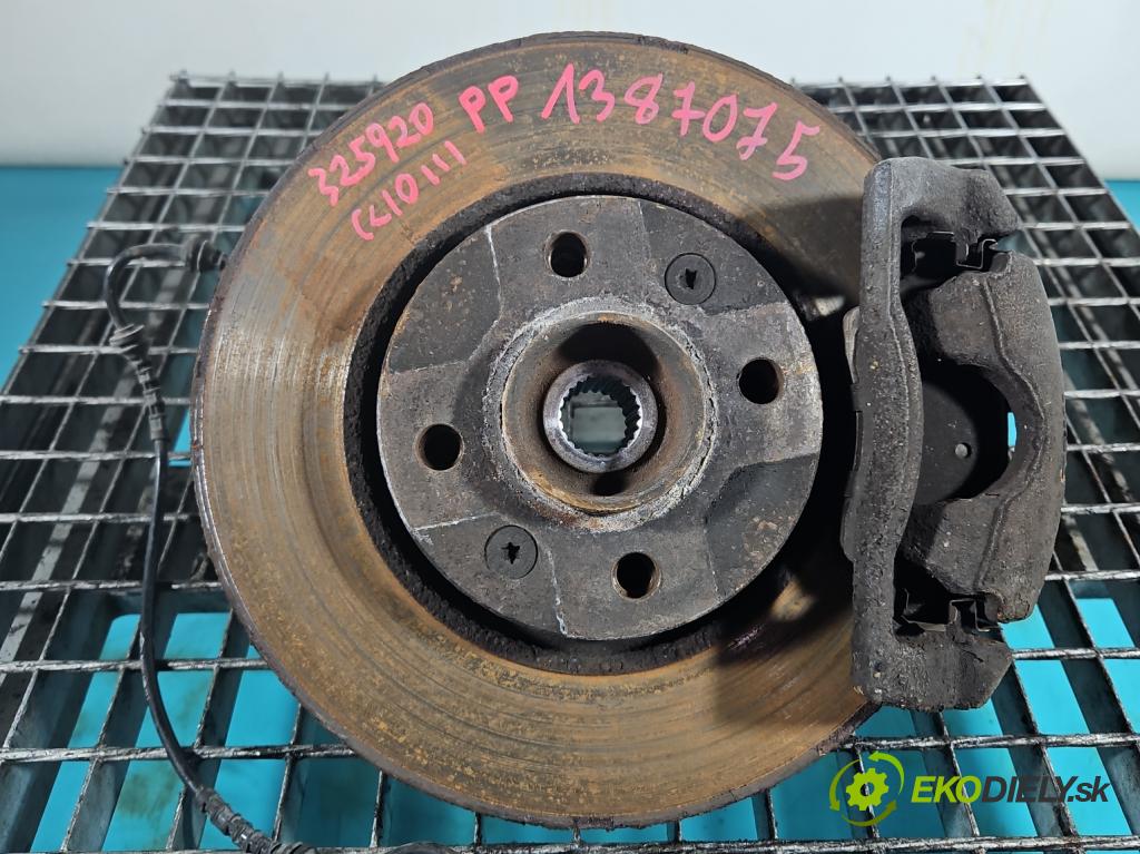 Renault Clio III 2005-2012 1,2.0 16v 101 HP manual 74 kW 1149 cm3 5- náboj pravé  (Náboje)