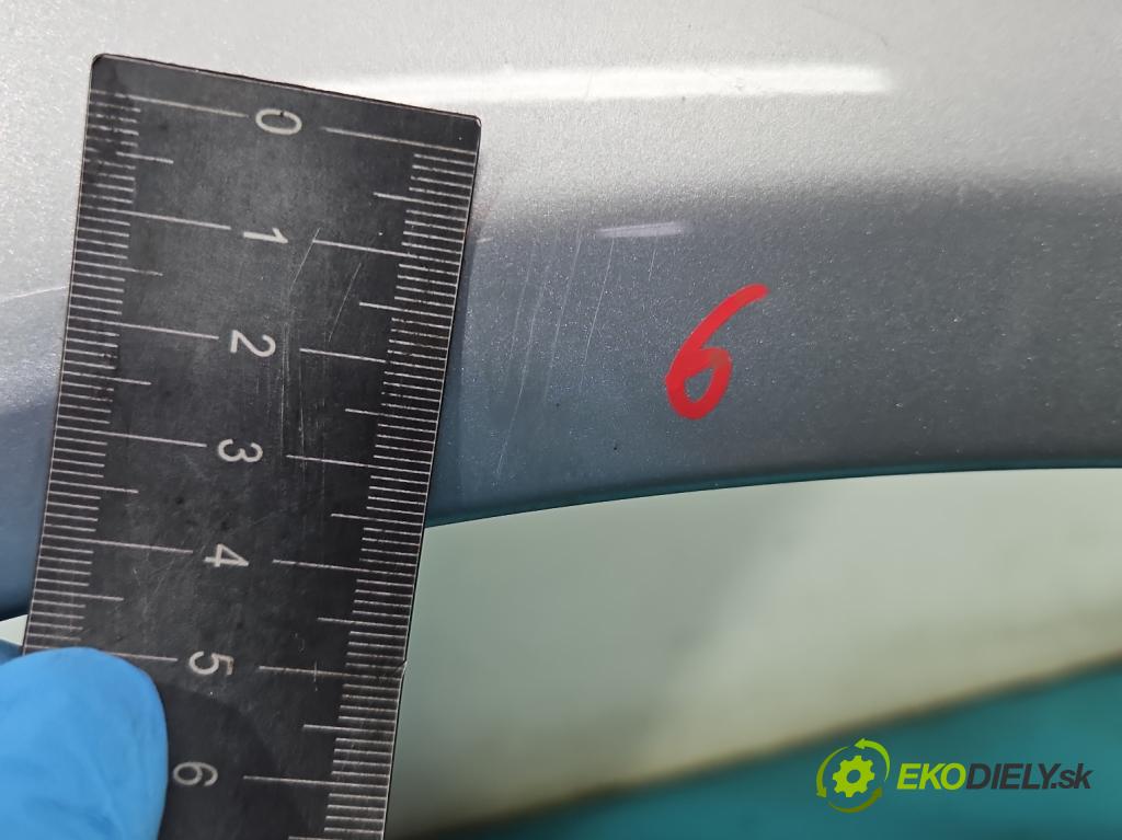 Audi A6 C6 2004-2011 2.7 TDI 179KM automatic 132 kW 2698 cm3 5- blatník predné pravý  (Kľučka dverí ostatné)