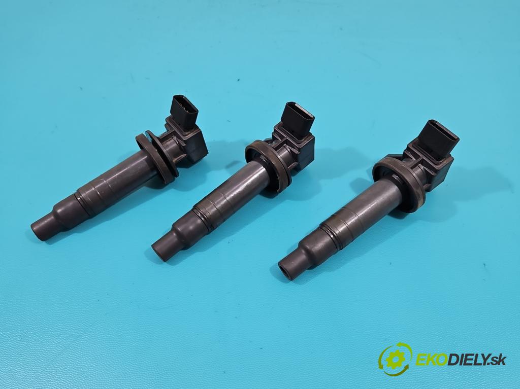 Peugeot 107 1.0 68 HP manual 50 kW 998 cm3 3- cievka zapaľovacia 90080-19015 (Zapaľovacie cievky, moduly)