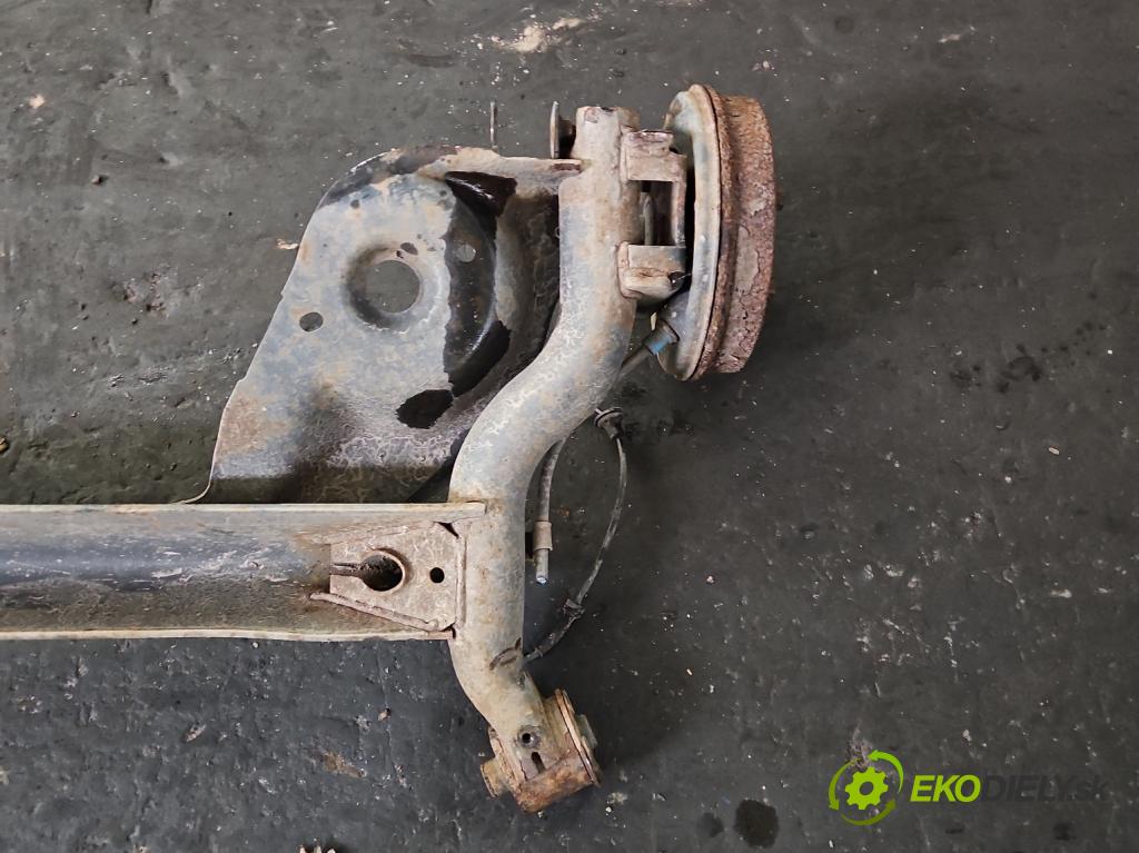 Peugeot 107 1.0 68 hp manual 50 kW 998 cm3 3- zadní výztuha  (Výztuhy zadní)