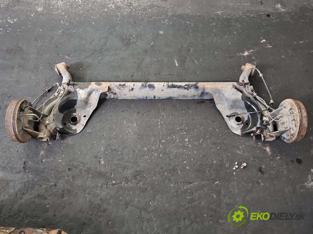 Peugeot 107 1.0 68 hp manual 50 kW 998 cm3 3- zadní výztuha  (Výztuhy zadní)