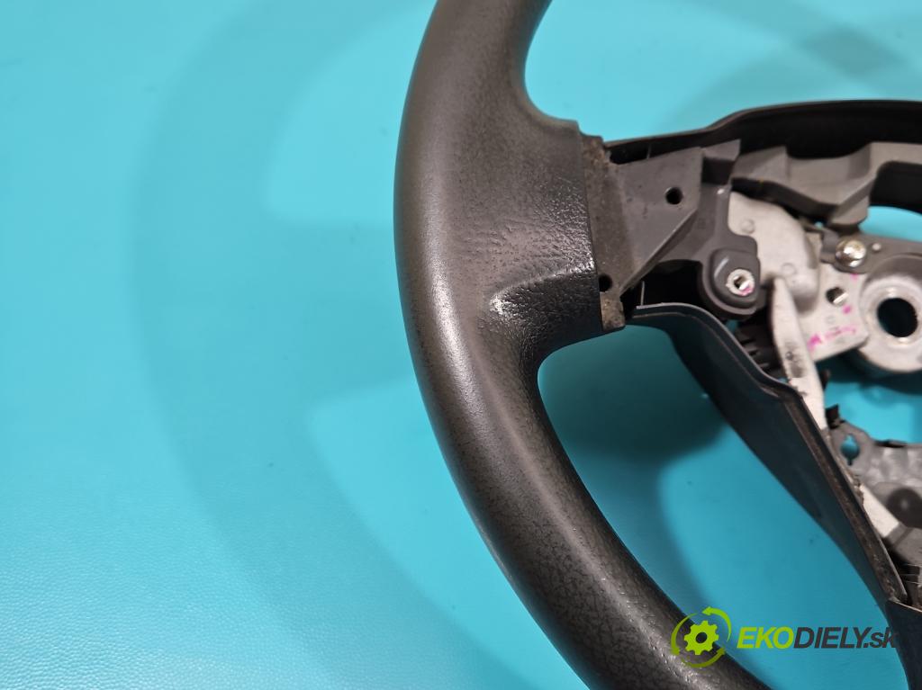 Toyota Auris I 2006-2013 1.4 D4D 90 HP manual 66 kW 1364 cm3 5- volant  (Volanty)