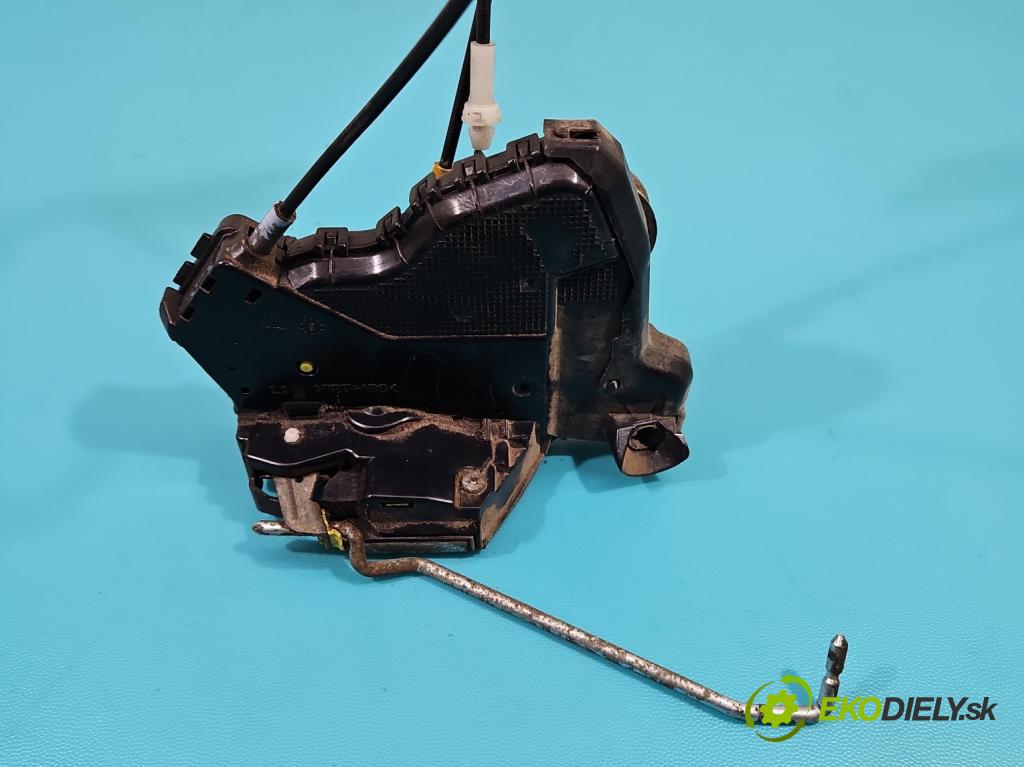 Toyota Auris I 2006-2013 1.4 D4D 90 hp manual 66 kW 1364 cm3 5- zámek přední levý A046693