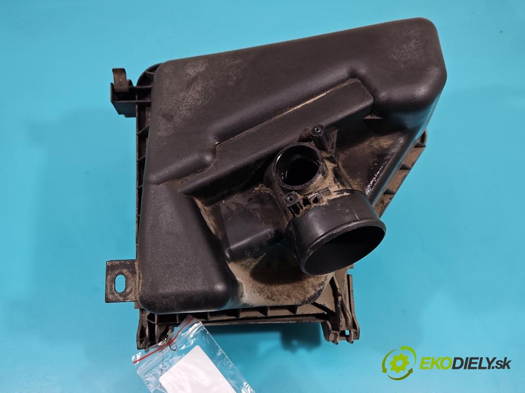 Toyota Auris I 2006-2013 1.4 D4D 90 HP manual 66 kW 1364 cm3 5- obal filtra vzduchu 17705-33070 (Obaly filtrov vzduchu)