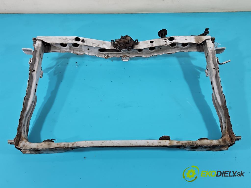 Toyota Auris I 2006-2013 1.4 D4D 90 hp manual 66 kW 1364 cm3 5- stěna přední  (Výztuhy přední)