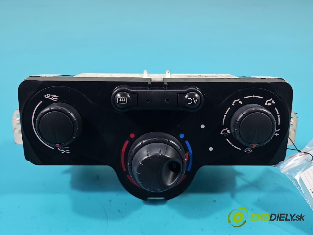 Renault Clio III 2005-2012 1,2.0 16V 75 HP manual 55 kW 1149 cm3 3- panel kúrenia 030967W