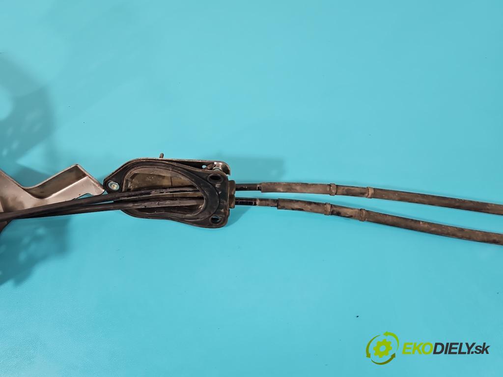 Honda Civic VIII 2006-2011 1.8 16v 140 HP manual 103 kW 1799 cm3 5- Páka: Změny: stupeň,rýchlosť  (Rýchlostné páky / kulisy)