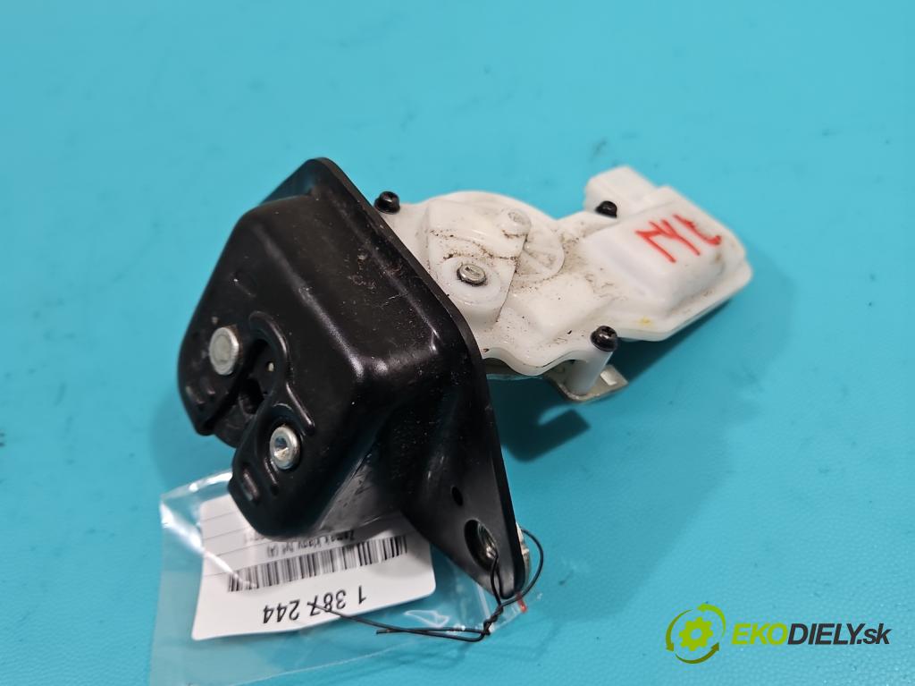 Honda Civic VIII 2006-2011 1.8 16v 140 hp manual 103 kW 1799 cm3 5- zámek kufrových dveří zadní