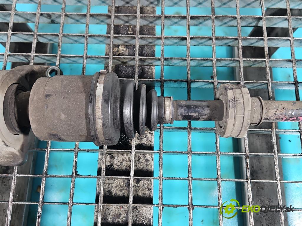 Honda Civic VIII 2006-2011 1.8 16v 140 HP manual 103 kW 1799 cm3 5- poloos predné pravé