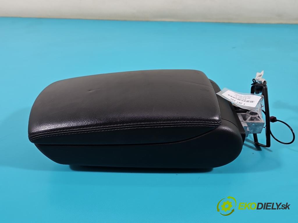 Audi A6 C6 2004-2011 2.7 TDI 179KM automatic 132 kW 2698 cm3 5- operadlo  (Lakťové opierky)