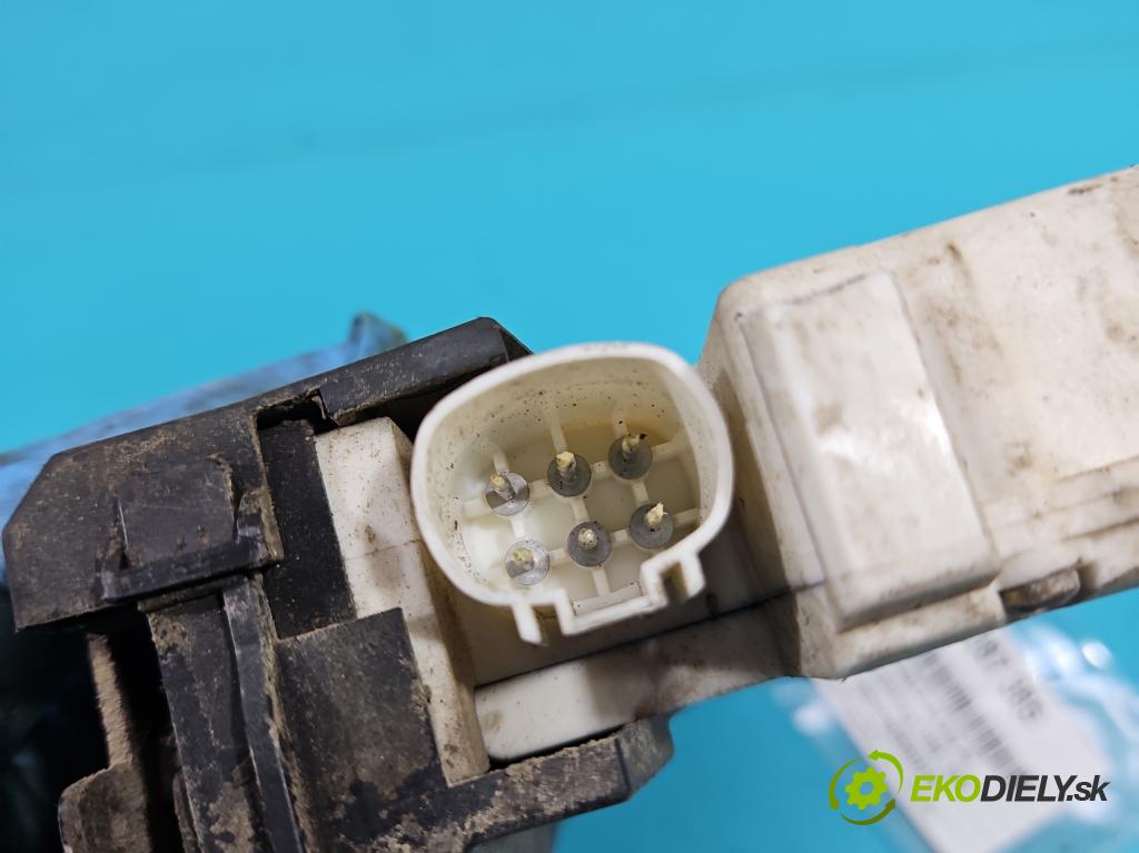 Seat Alhambra I 1996-2010 1.9 tdi 136 HP manual 100 kW 1896 cm3 5- zámok predné ľavý