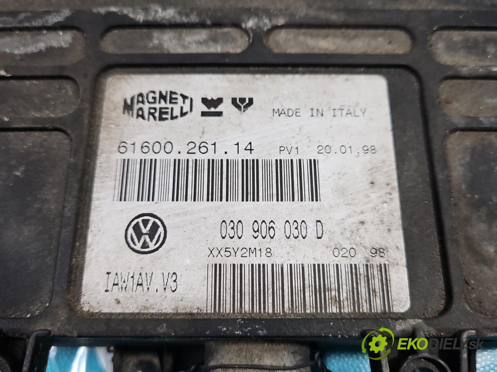 Vw Polo III 6N 1994-2001 1.4 16V 101 hp manual 74 kW 1390 cm3 3- řídící jednotka motoru 030906030D