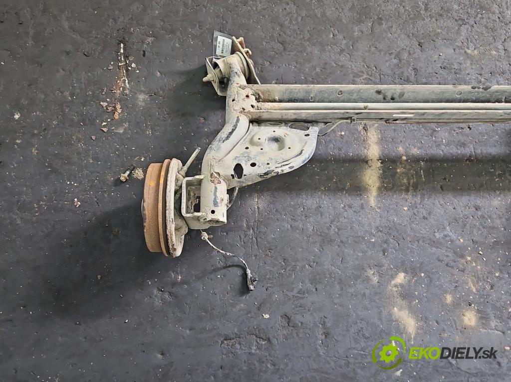 Renault Clio III 2005-2012 1,2.0 16V 75 hp manual 55 kW 1149 cm3 3- zadní výztuha  (Výztuhy zadní)