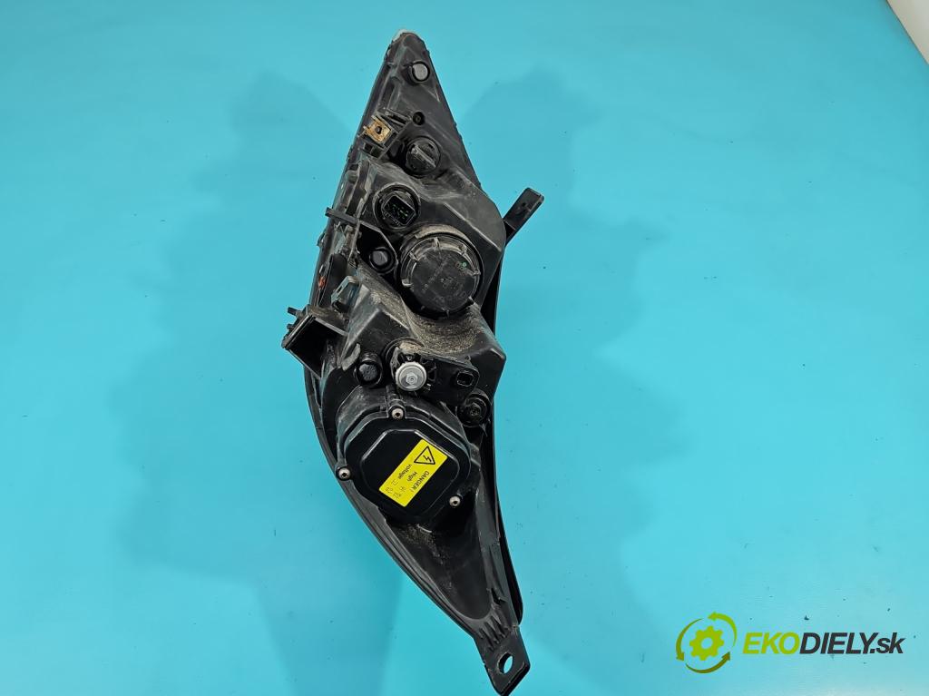 Kia Sportage III 2010-2015 1.7 crdi 116 HP manual 85 kW 1685 cm3 5- Reflektor: pravý  (Pravé)