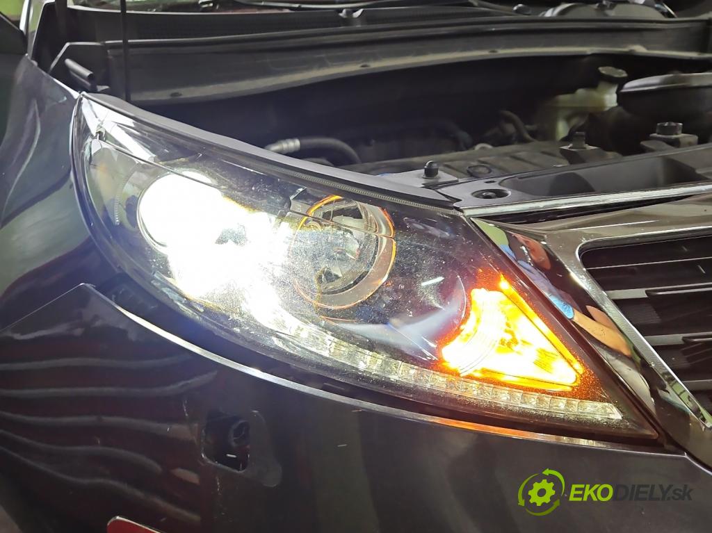 Kia Sportage III 2010-2015 1.7 crdi 116 HP manual 85 kW 1685 cm3 5- Reflektor: pravý  (Pravé)