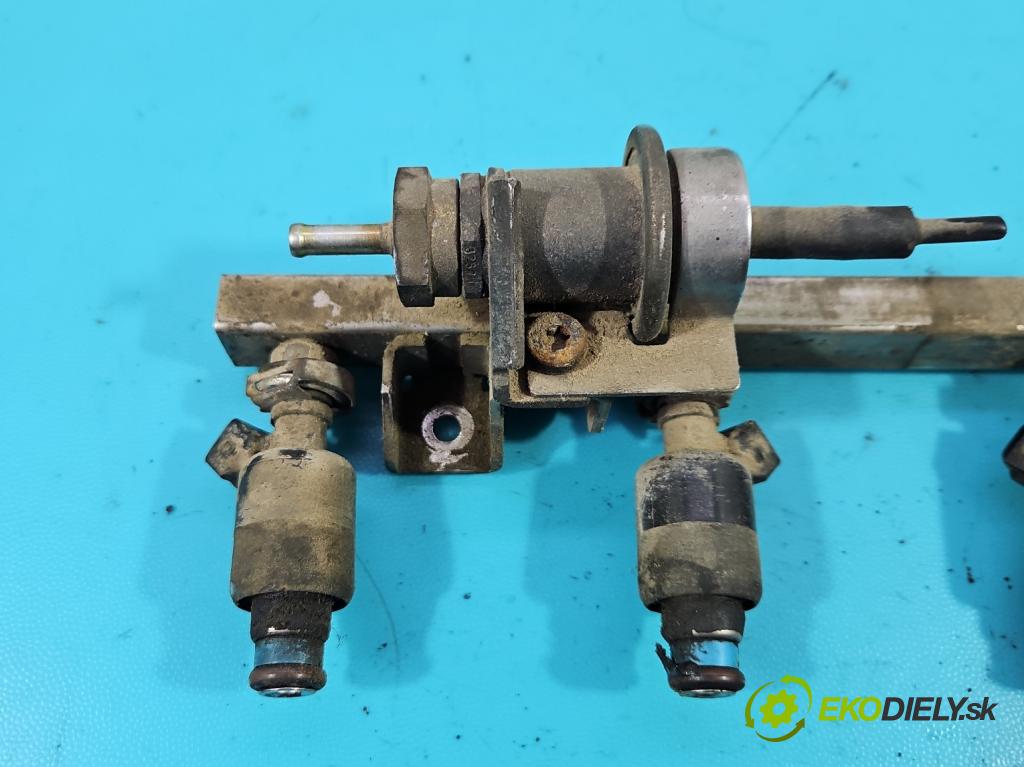 Polonez Caro / Atu 1.6 77 HP manual 57 kW 1598 cm3 5- vstrek (Vstrekovače)
