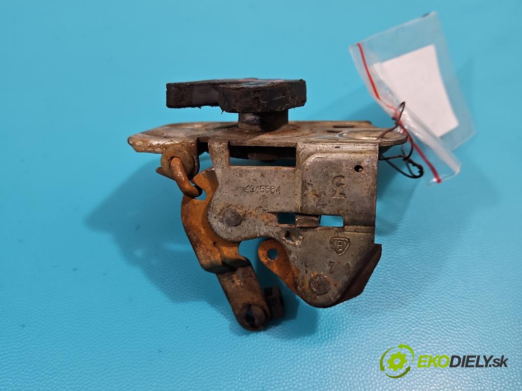 Polonez Caro / Atu 1.6 77 hp manual 57 kW 1598 cm3 5- zámek přední levý