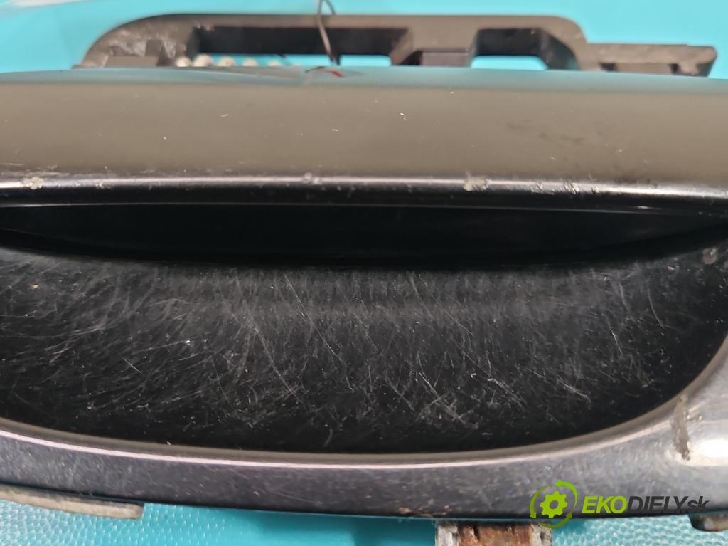 Peugeot 607 3.0 V6 207 HP automatic 152 kW 2946 cm3 4- rukoväť predné ľavé mimo:  (Vonkajšie predné ľavé)