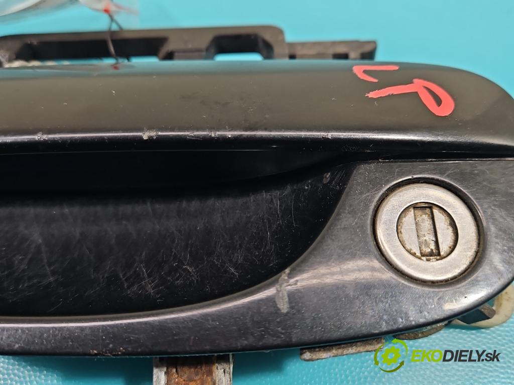 Peugeot 607 3.0 V6 207 HP automatic 152 kW 2946 cm3 4- rukoväť predné ľavé mimo:  (Vonkajšie predné ľavé)