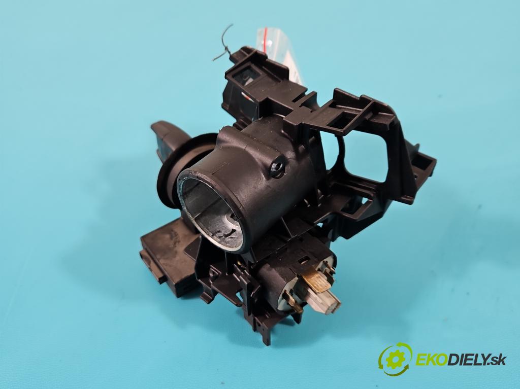 Opel Astra II 1998-2009 1.6 16V 101 HP manual 74 kW 1598 cm3 5- Spínačka 90560475 (Spínacie skrinky a kľúče)