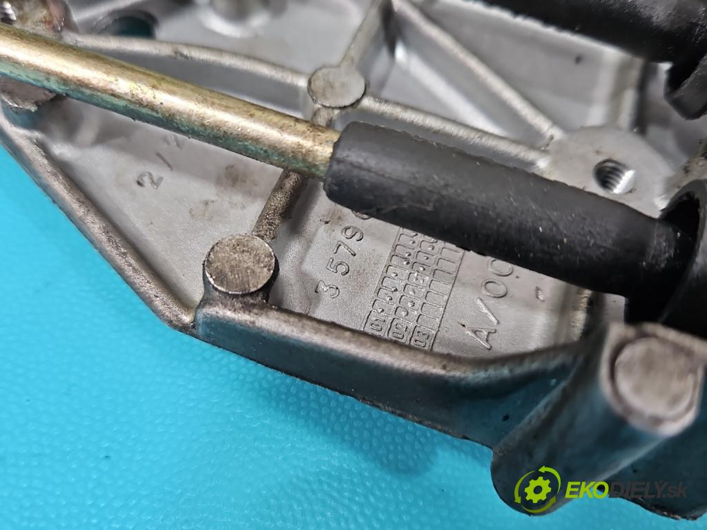 Citroen Xsara Picasso 2.0 hdi 90 HP manual 66 kW 1997 cm3 5- Páka: Změny: stupeň,rýchlosť  (Rýchlostné páky / kulisy)