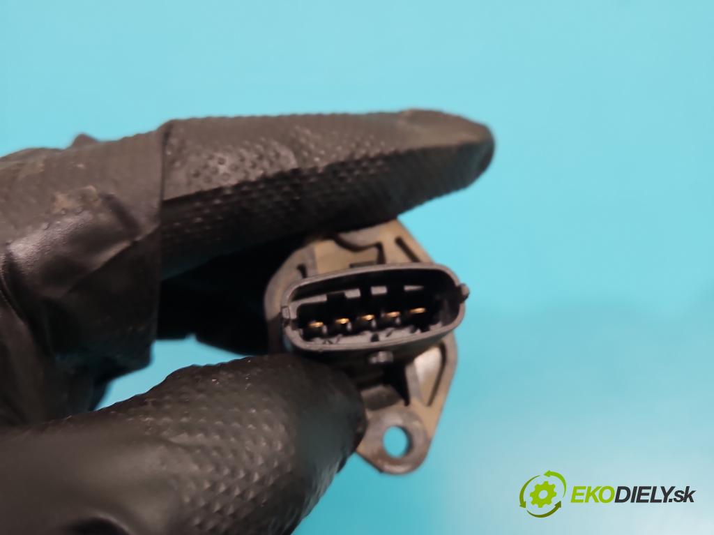 Opel Astra II 1998-2009 1.7 dti 75 HP manual 55 kW 1686 cm3 5- průtokoměr:  (Váhy vzduchu)