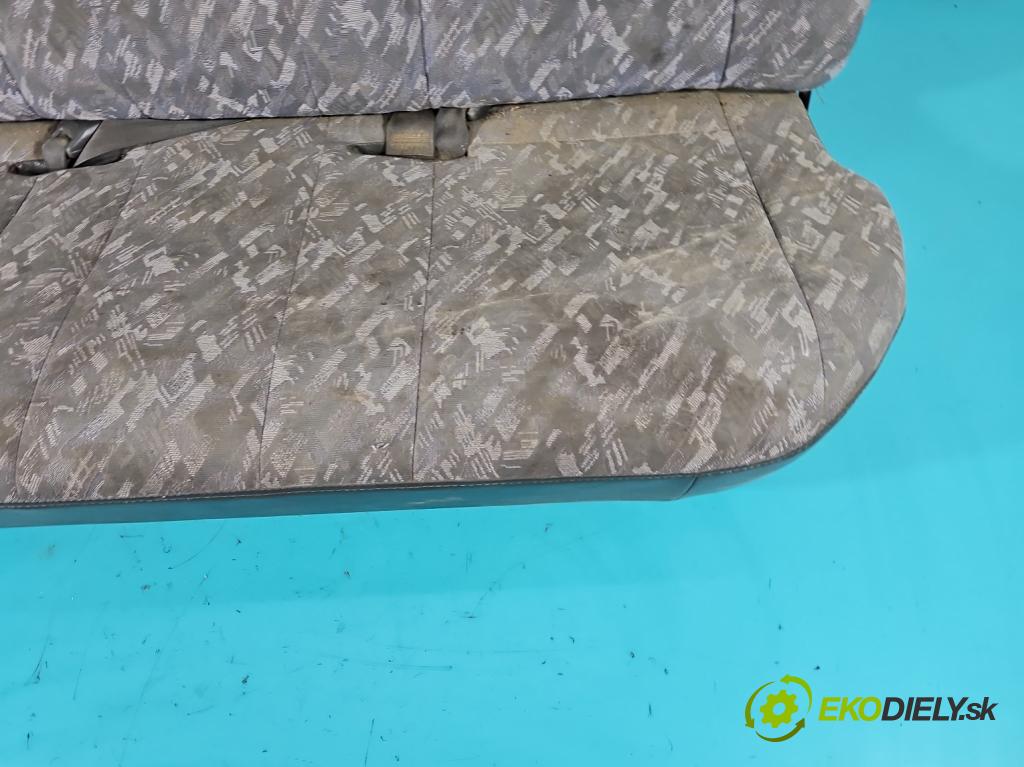 Mitsubishi L200 1996-2007 2.5d 75 HP manual 55 kW 2477 cm3 5- Pohovka: zadné  (Sedačky, sedadlá)