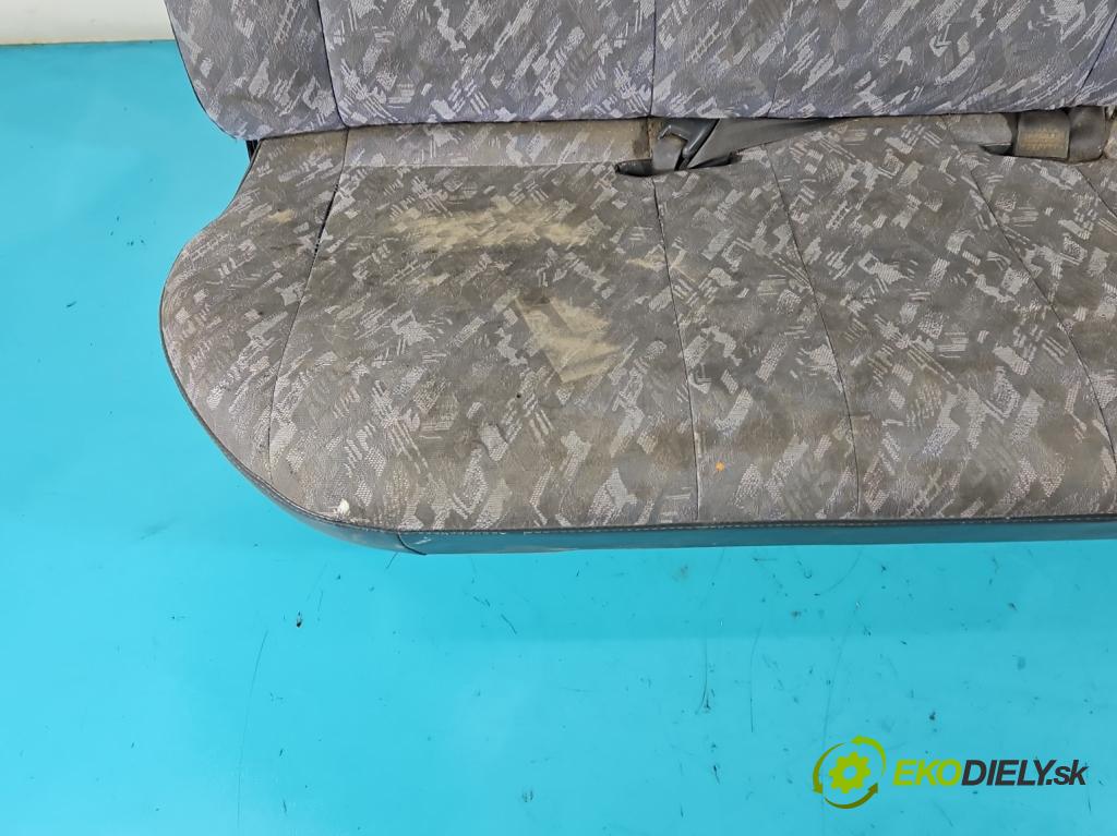 Mitsubishi L200 1996-2007 2.5d 75 HP manual 55 kW 2477 cm3 5- Pohovka: zadné  (Sedačky, sedadlá)