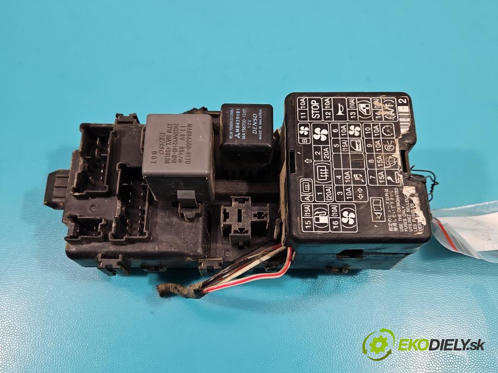 Mitsubishi L200 1996-2007 2.5d 75 HP manual 55 kW 2477 cm3 5- skrinka poistka MR409898 (Poistkové skrinky)