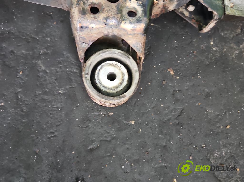 Opel Vectra C 2002-2008 1.6 16V 101 hp manual 74 kW 1598 cm3 4- výztuha motoru
