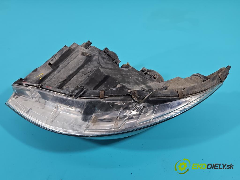 Mercedes A W169 2004-2012 2.0 cdi 140 HP automatic 103 kW 1992 cm3 5- Reflektor: pravý 0301197212 (Pravé)