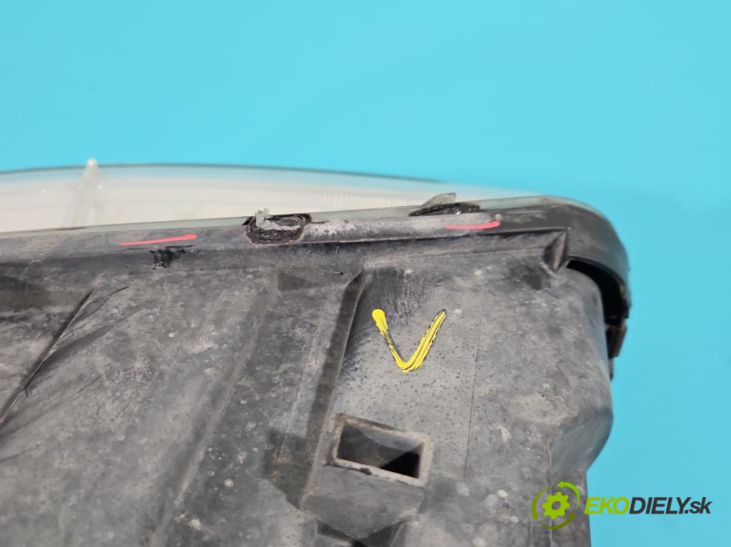 Mercedes A W169 2004-2012 2.0 cdi 140 HP automatic 103 kW 1992 cm3 5- Reflektor: pravý 0301197212 (Pravé)