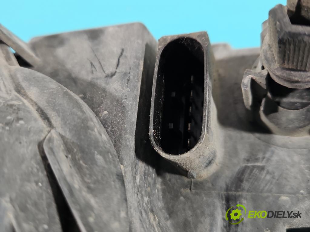 Mercedes A W169 2004-2012 2.0 cdi 140 HP automatic 103 kW 1992 cm3 5- Reflektor: pravý 0301197212 (Pravé)