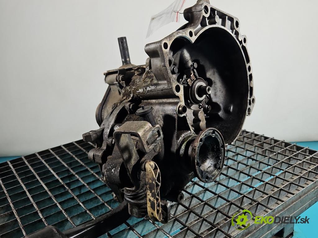 Vw Polo III 6N 1994-2001 1.4 16V 101 HP manual 74 kW 1390 cm3 3- prevodovka stupeň,rýchlosť manual CWX