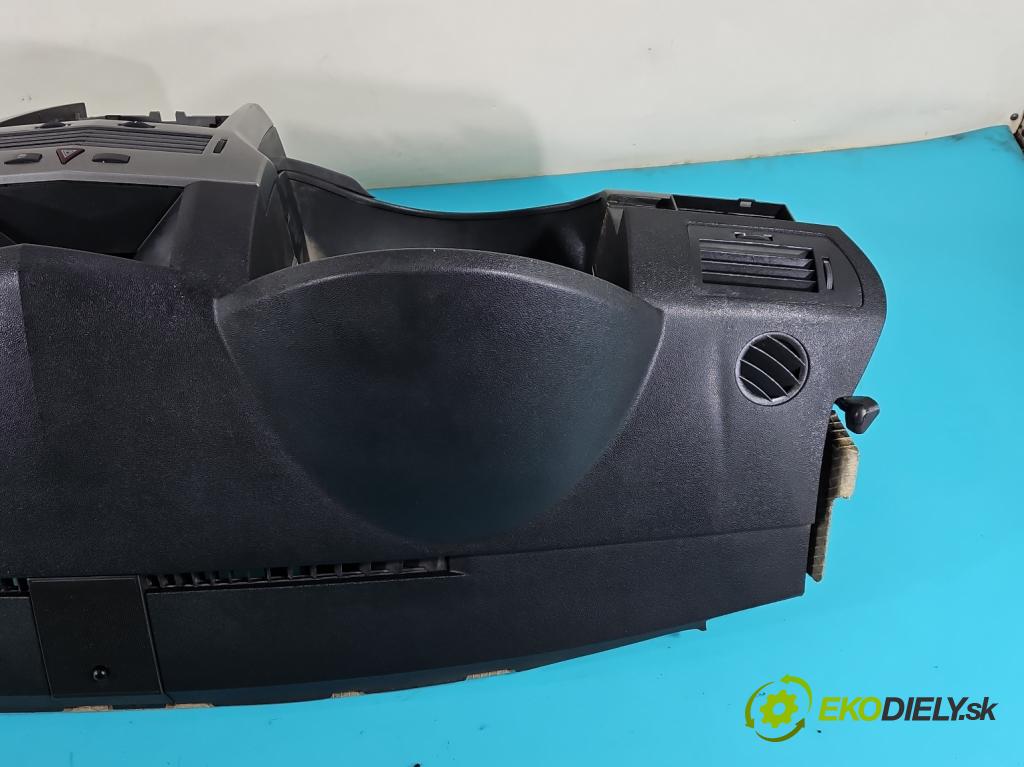 Opel Astra III 2004-2014 1.6 16V (Z16XEP) 105 HP manual 77 kW 1598 cm3 5- kokpit,pristrojová doska rozdeľovacia