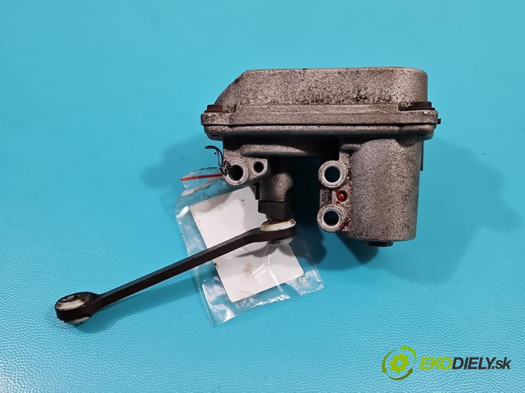 Audi A6 C6 2004-2011 2.7 TDI 179KM automatic 132 kW 2698 cm3 5- Ovladač: klapky: kolektora: A2C53308513 (Ostatní)