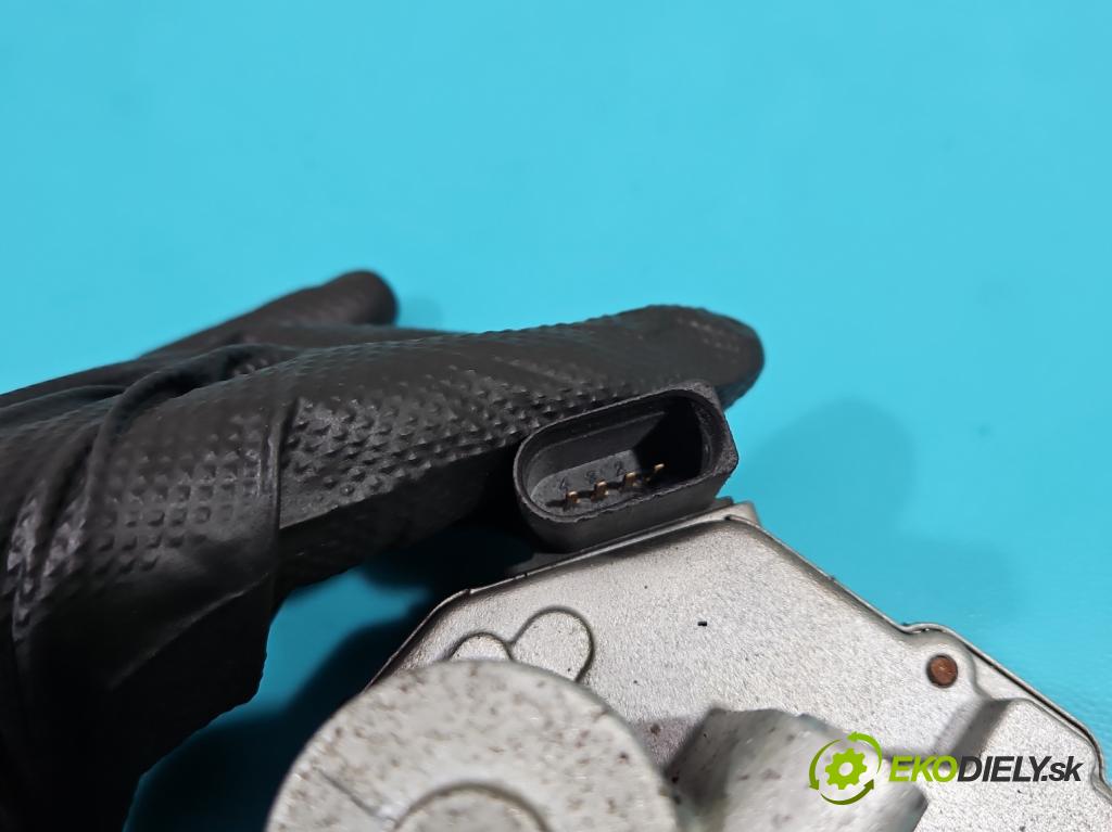 Audi A6 C6 2004-2011 2.7 TDI 179KM automatic 132 kW 2698 cm3 5- Ovladač: klapky: kolektora: A2C53308513 (Ostatní)