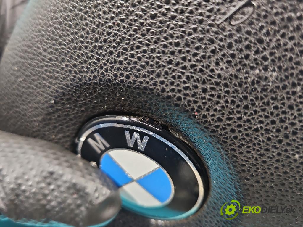 Bmw 1 E87 2004-2011 1.6 16V 122 HP manual 90 kW 1599 cm3 5- airbag vzduch: Řidiči: (Airbagy)