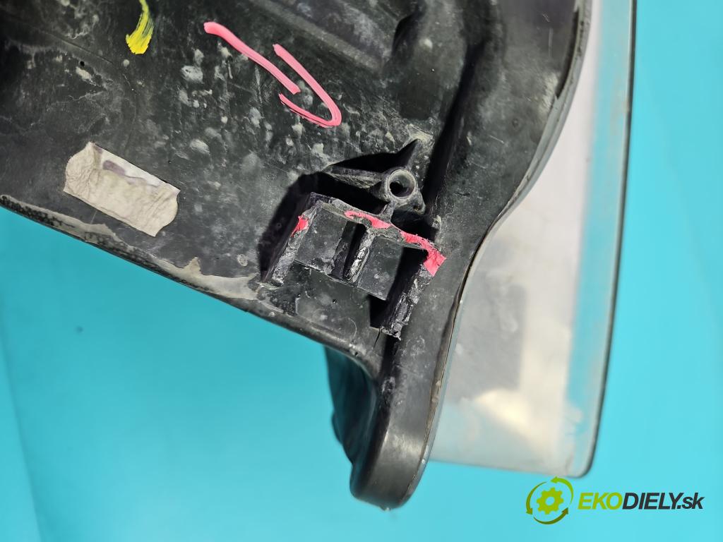 Bmw 1 E87 2004-2011 1.6 16V 122 HP manual 90 kW 1599 cm3 5- Reflektor: pravý  (Pravé)