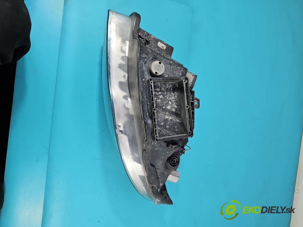 Bmw 1 E87 2004-2011 1.6 16V 122 HP manual 90 kW 1599 cm3 5- Reflektor: pravý  (Pravé)
