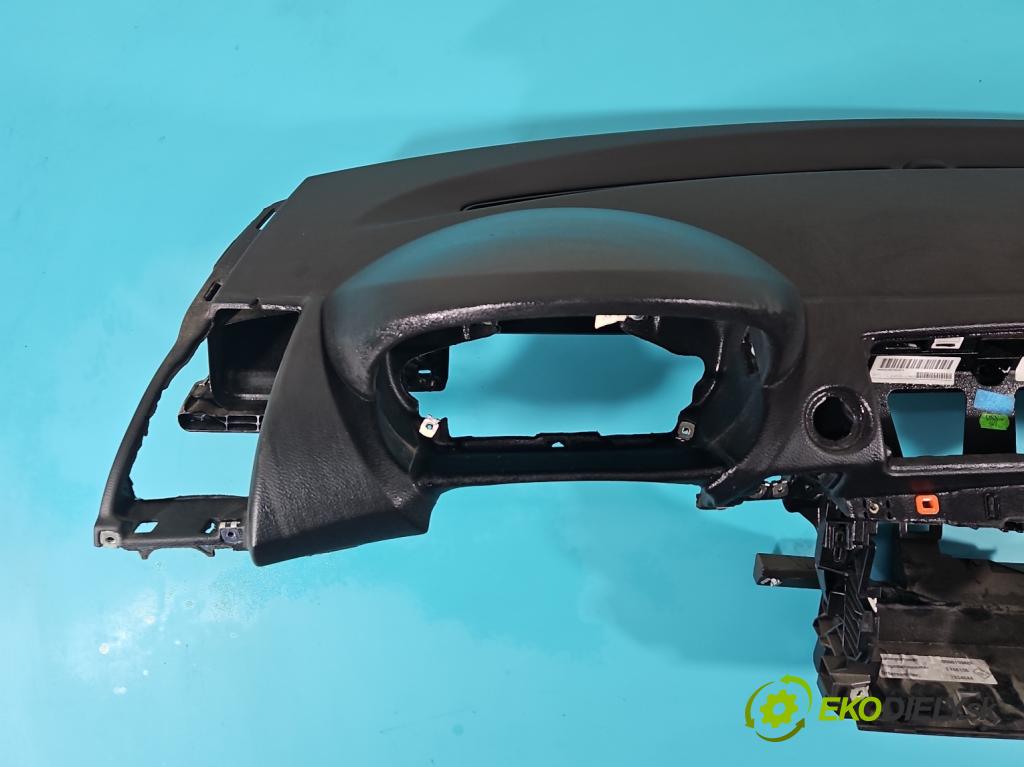 Bmw 1 E87 2004-2011 1.6 16V 122 HP manual 90 kW 1599 cm3 5- kokpit,pristrojová doska rozdeľovacia
