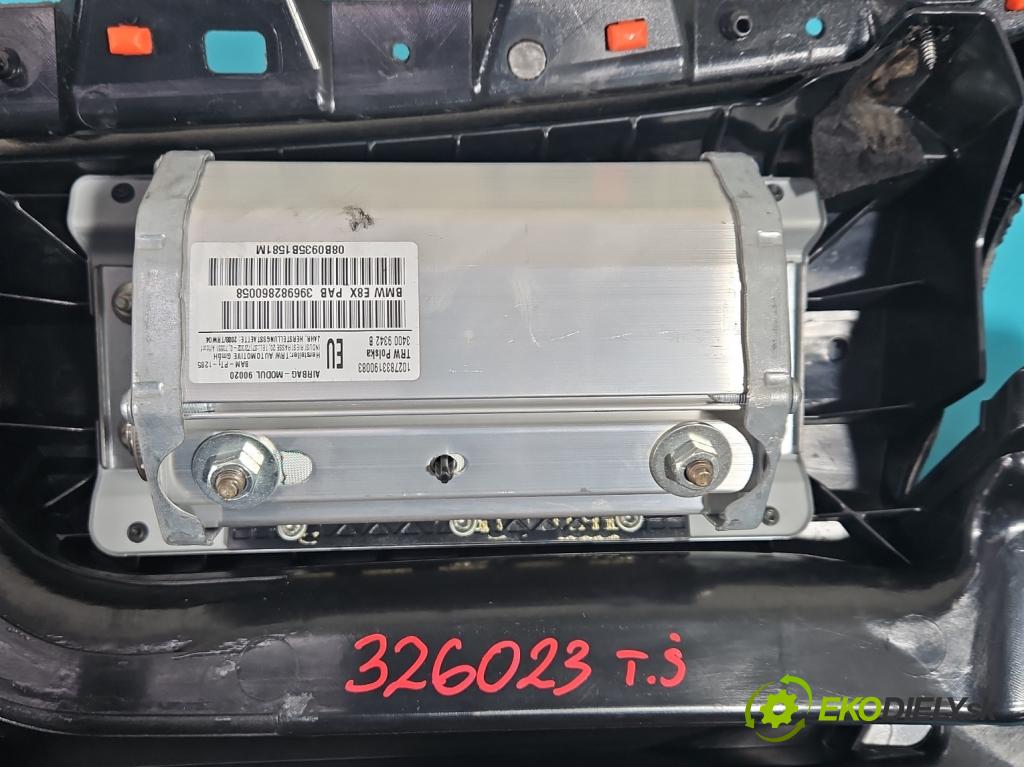 Bmw 1 E87 2004-2011 1.6 16V 122 HP manual 90 kW 1599 cm3 5- kokpit,pristrojová doska rozdeľovacia
