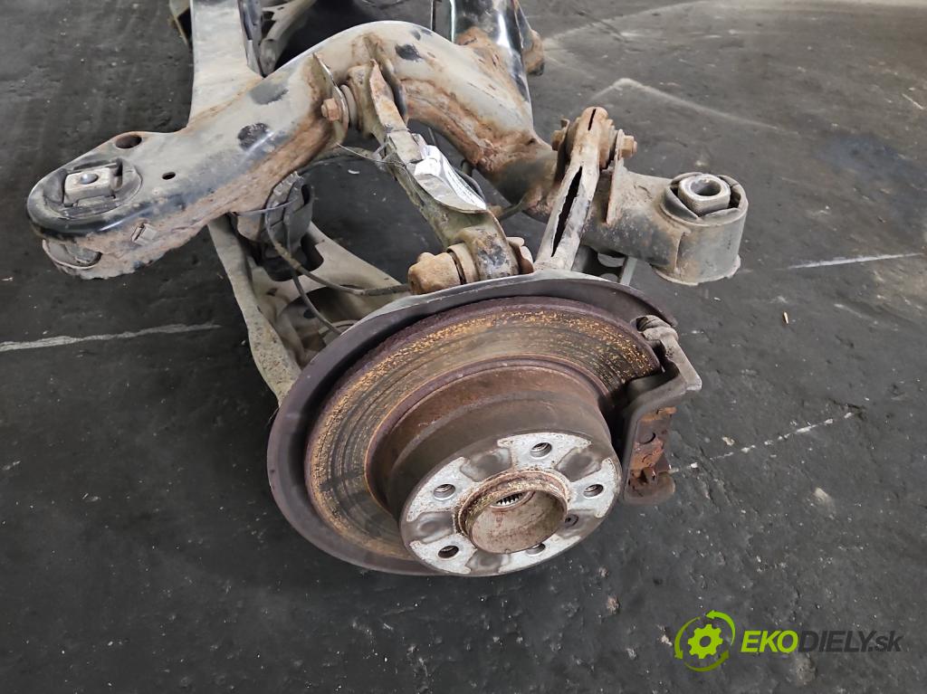 Bmw 1 E87 2004-2011 1.6 16V 122 hp manual 90 kW 1599 cm3 5- zadní výztuha  (Výztuhy zadní)