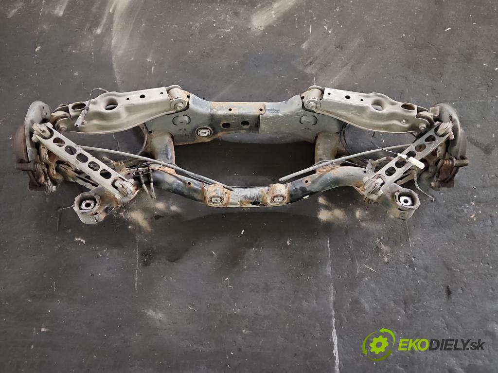 Bmw 1 E87 2004-2011 1.6 16V 122 hp manual 90 kW 1599 cm3 5- zadní výztuha  (Výztuhy zadní)