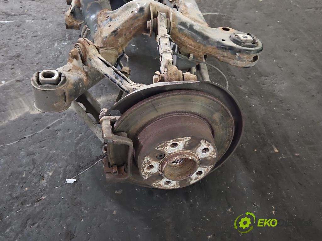 Bmw 1 E87 2004-2011 1.6 16V 122 hp manual 90 kW 1599 cm3 5- zadní výztuha  (Výztuhy zadní)