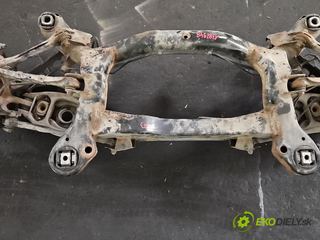 Bmw 1 E87 2004-2011 1.6 16V 122 hp manual 90 kW 1599 cm3 5- zadní výztuha  (Výztuhy zadní)