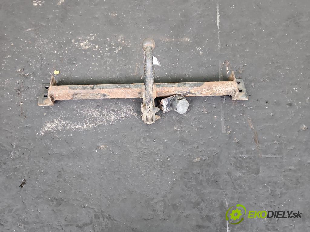 Opel Zafira A 1999-2005 2.0 dti 101 hp manual 74 kW 1995 cm3 5- oko tažné  (Tažná zařízení)